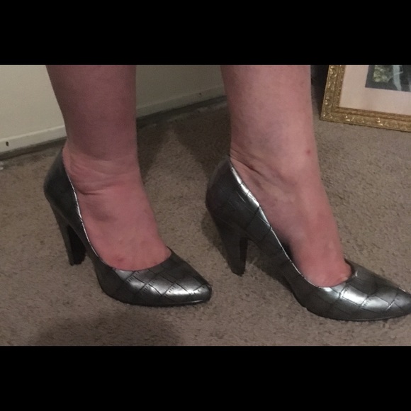 Jessica Simpson Heels - Picture 3 of 3